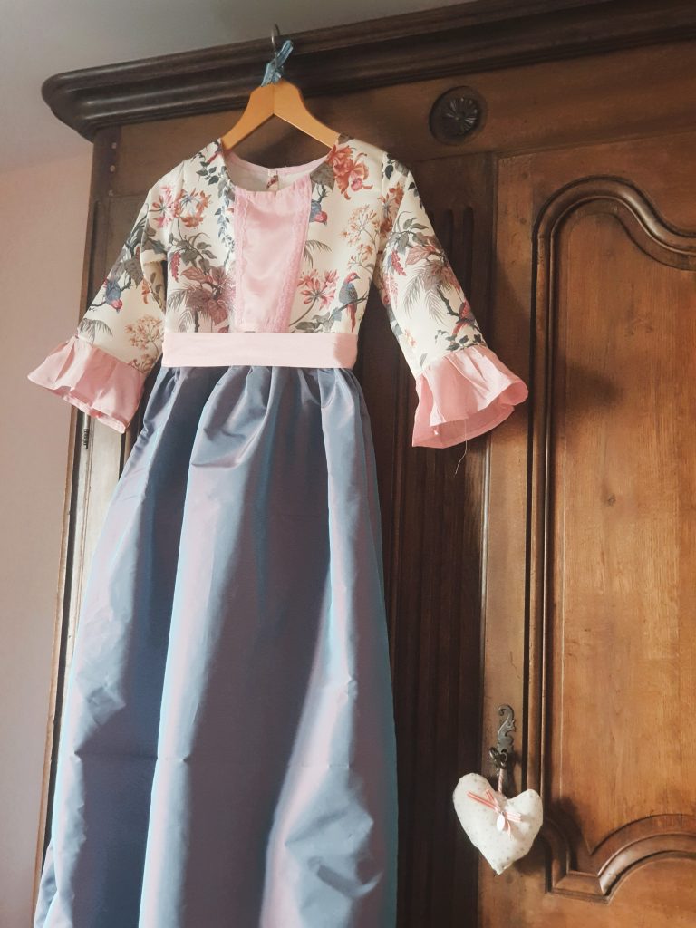 Déguisement pour fille robe de bal