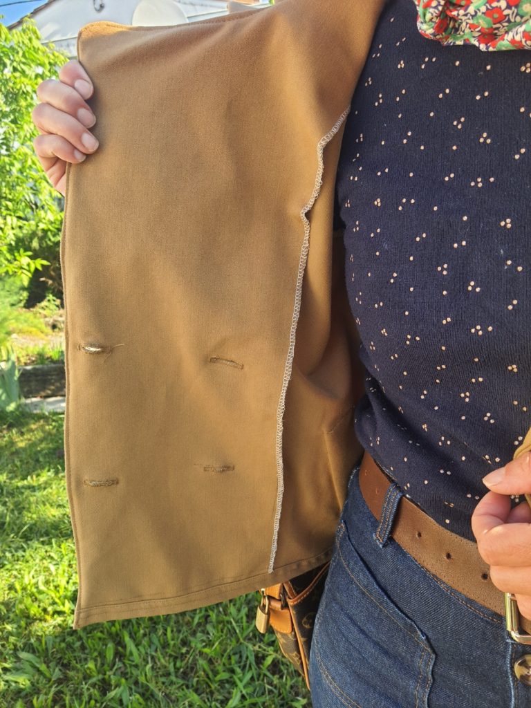 détail doublureveste camel femme